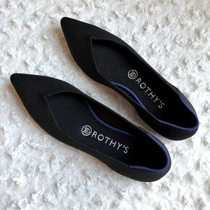 Rothy’s The Point Flat in Black Solid EUC 8.5